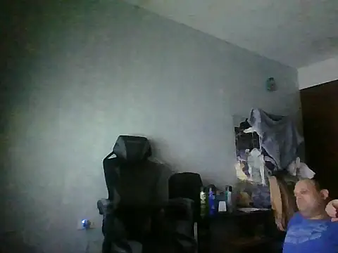 Heavy_Rebellx webcam