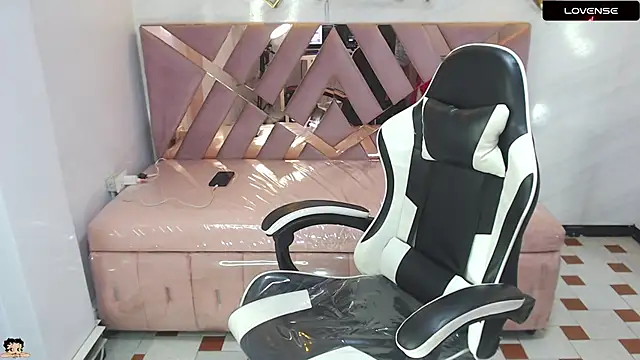 Kendra_rouse_v webcam