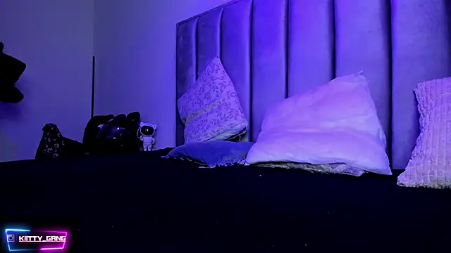 Kitty_Gang webcam