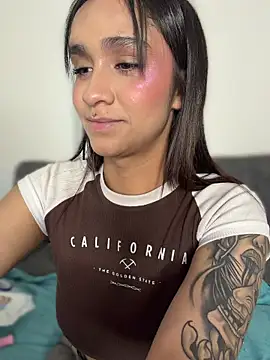 Isabella-Teen webcam