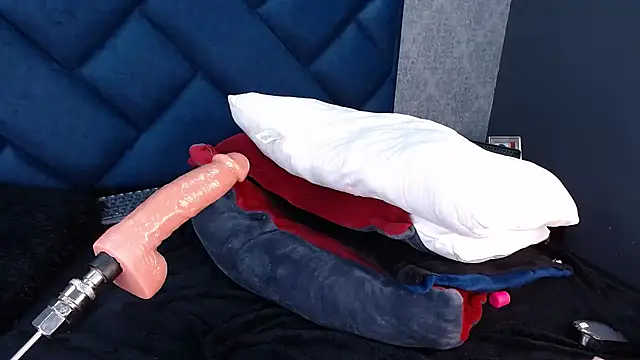 shanthal_bllizz webcam