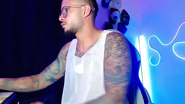 sebastian_horny webcam