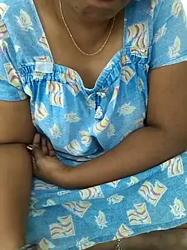 MaaliiiPonuTamil webcam