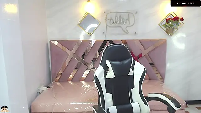 Kendra_rouse_v webcam