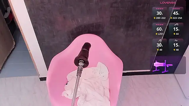 sharlotthe_bigass webcam