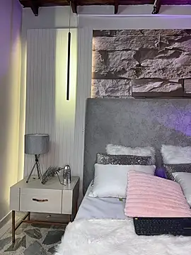 VioletaMaddox webcam