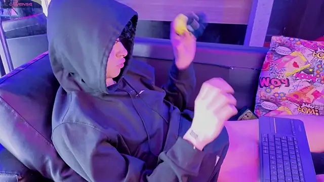 nova_salvatore webcam