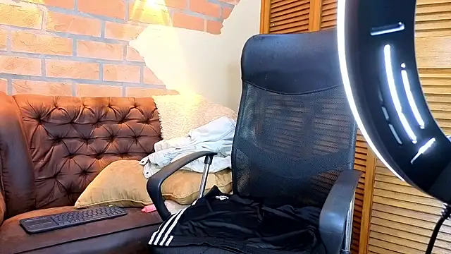 mister_eithan webcam