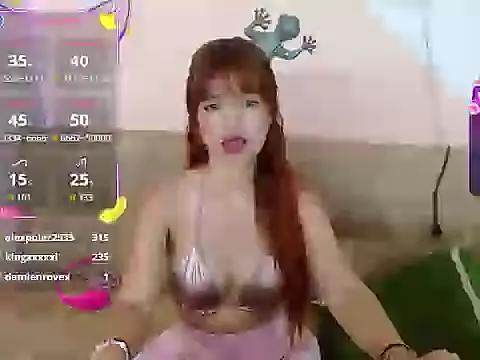 miss_tinnymafe webcam