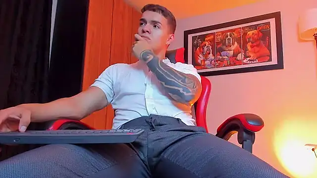 ALPHA_DOMINUS_ webcam