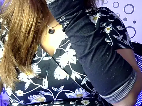 gujjugirl1 - Gujjugirl1's free webcam - UK Sex Cams