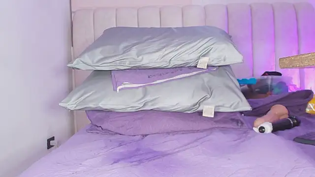 _ebony-queen_ webcam