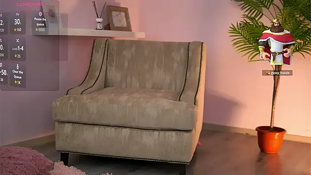 PeachyyFantasy webcam