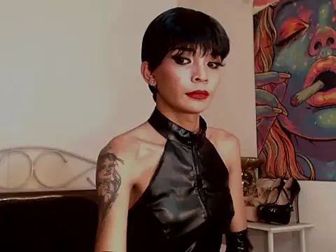 phlauralove - PHLauraLove's free webcam