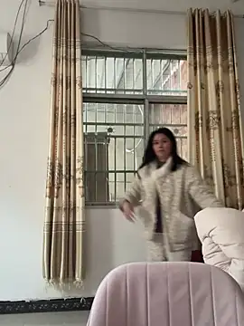 美女buusoom在线直播