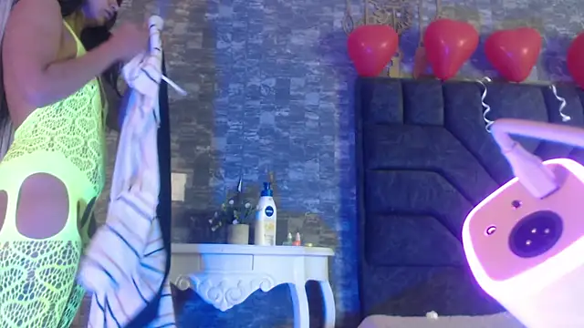 keila_fg - Keila_Fg's free webcam - UK Sex Cams