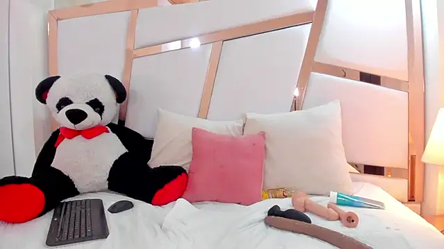 antonella_moon7 - Antonella_moon7's free webcam - UK Sex Cams