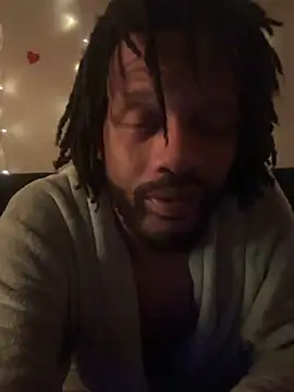 magic_man1085 webcam