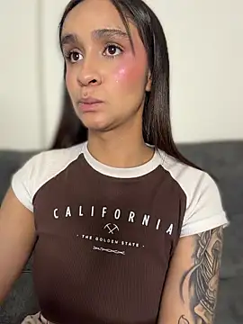 Isabella-Teen webcam