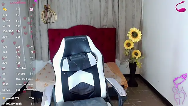 luisa__torres webcam