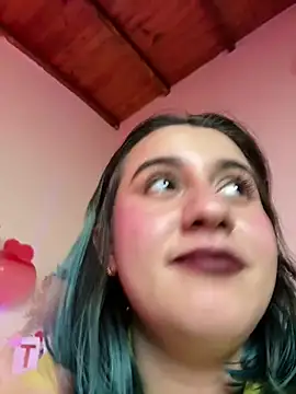 Lana_Herondale webcam