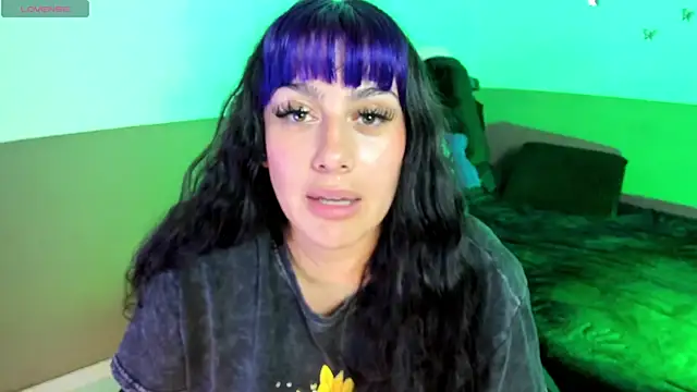 Monserrat_Cute_ webcam