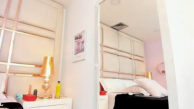 salomesaez - SalomeSaez's free webcam - UK Sex Cams