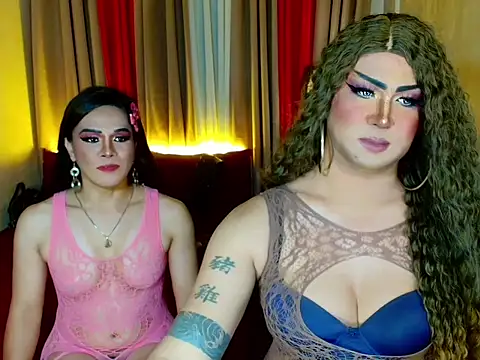 incredible_shemale - Incredible_Shemale's free webcam - UK Sex Cams