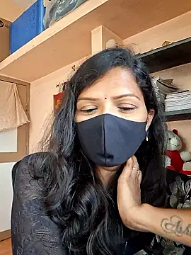 tamil_dharani - Tamil_Dharani's free webcam - UK Sex Cams