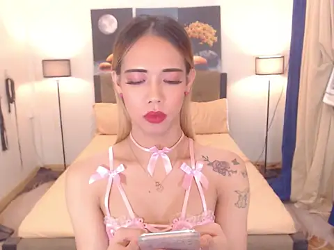 PreciousAmore webcam