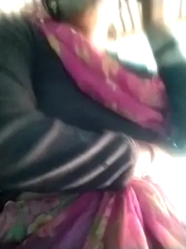 hot-qwer (F milf) - Full open show 9243423526