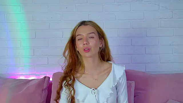 VanessaVienne webcam