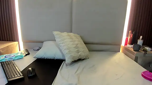 PalomaAguilarx69 webcam