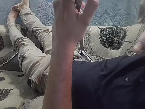 hotcuteguy_xxx1 webcam