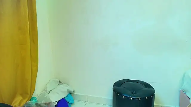 victoria_aphril webcam