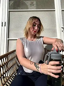 Giuliana_baby webcam