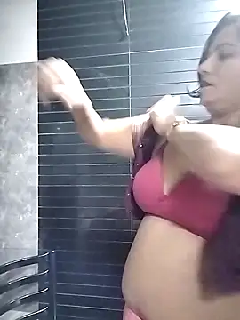 Loveina_horny webcam