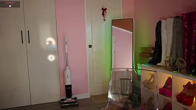 AsianSweetMilf webcam