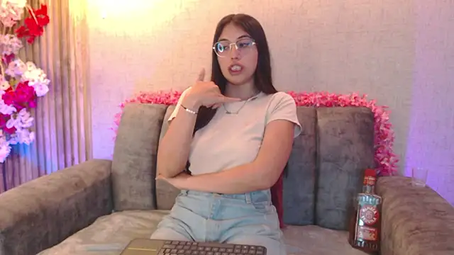 Valk_submissive webcam