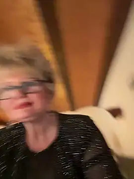 boloshkablonda - BoloshkaBlonda's free webcam