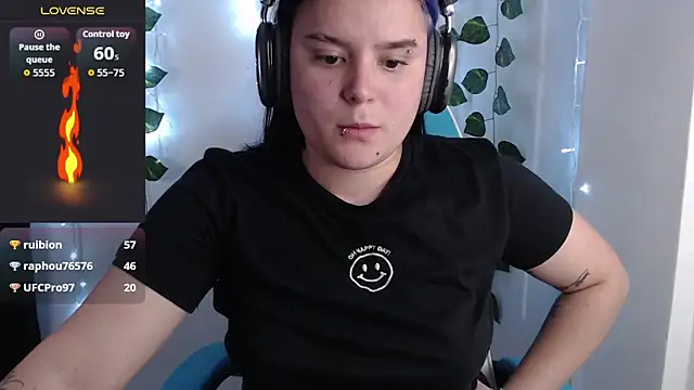 nika_1_ - Nika_1_'s free webcam - UK Sex Cams