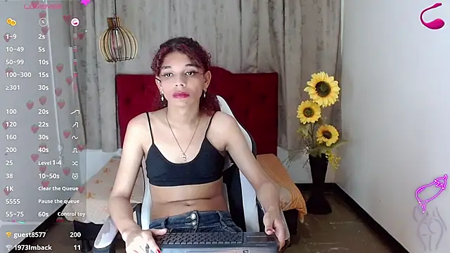 luisa__torres webcam