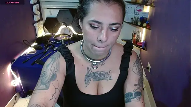 Alexa_Slavehot777 webcam