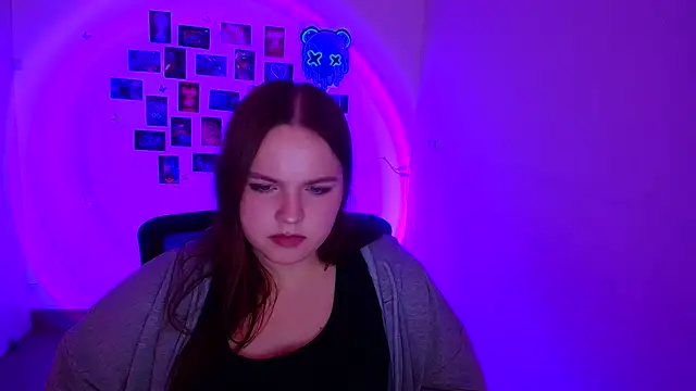 Kitty_Mia_Kitty webcam