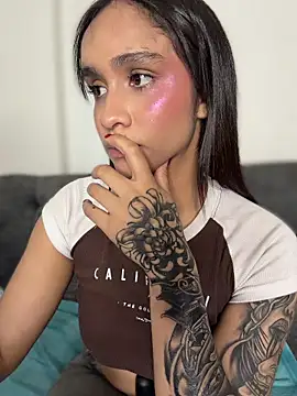 Isabella-Teen webcam