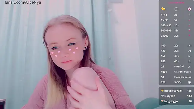 AliceNya_cute webcam