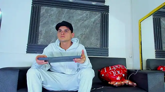 liam_coleman25 webcam