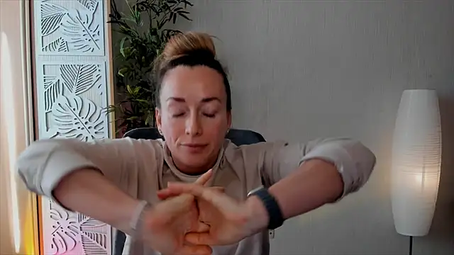 RebeccaMartinez webcam