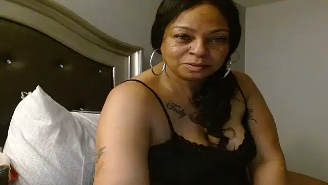 msweetlindaparks - MSweetLindaParks's free webcam - UK Sex Cams