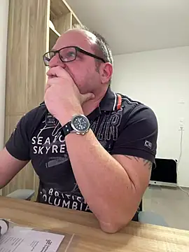 coupleLatinaLovers webcam